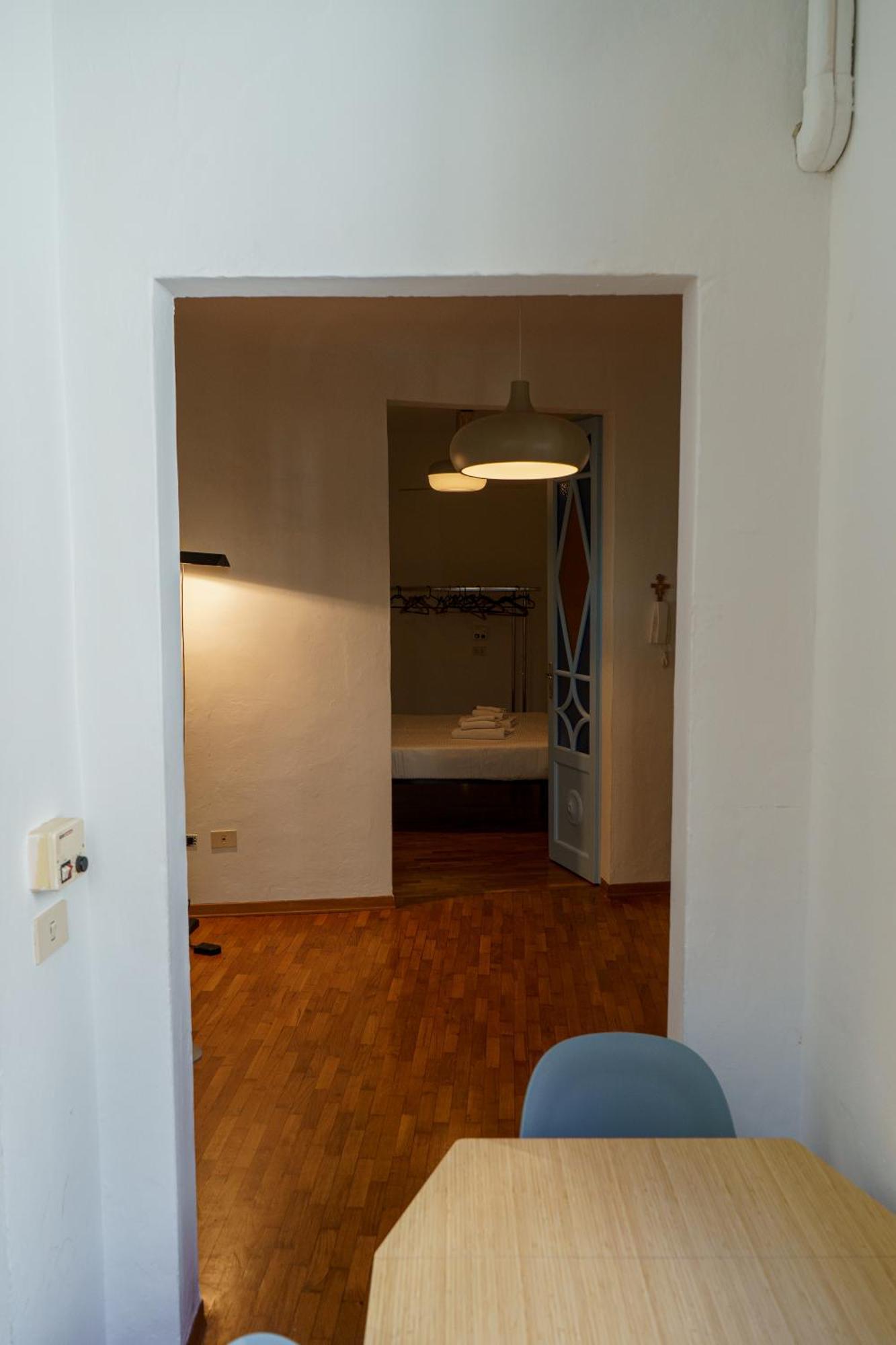 Central 1 Bedroom Apartment In The City Center Florenţa Exterior foto