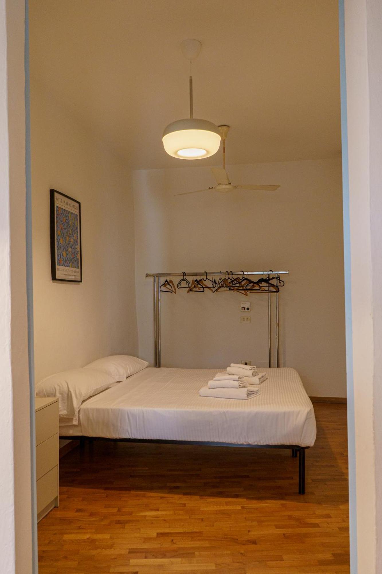 Central 1 Bedroom Apartment In The City Center Florenţa Exterior foto