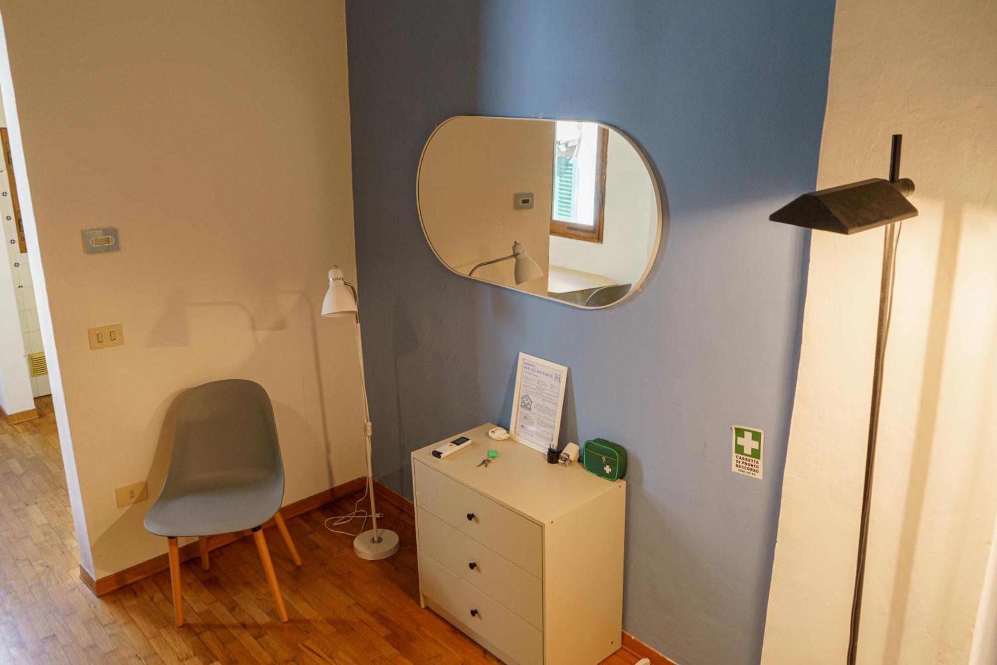 Central 1 Bedroom Apartment In The City Center Florenţa Exterior foto